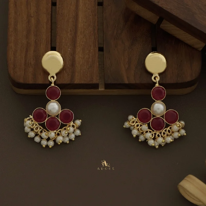 women’s luxurious pearl earrings -Ilaria Golden Cluster Pearl Earring