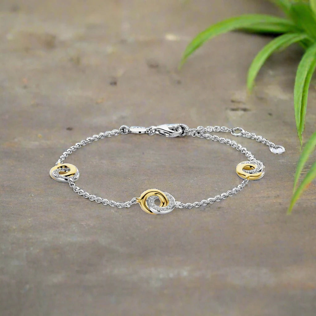 women’s braided bracelets -Circle Bracelet