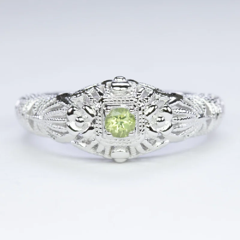 fashion rings for women -PERIDOT VINTAGE STYLE COCKTAIL RING STERLING SILVER FILIGREE DAINTY ROUND GREEN